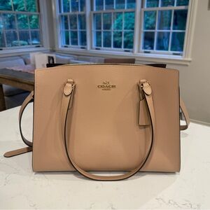 NWOT Pristine condition Coach Tatum Carryall bag